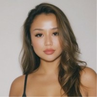 Gina Reyes Email & Phone Number