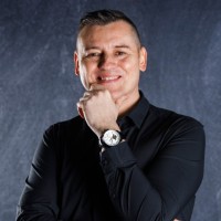 Łukasz Łukowski Email