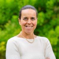 Sell Beyond - Amazon Management Consultancy Employee Heloise Finch's profile photo