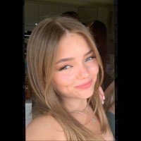 Rhotic Media Employee Evy Williams's profile photo