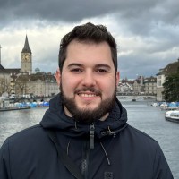 Expert Thinking Employee Vinicius Mateus Nava Santos's profile photo