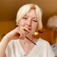 Sarah Houseman Email & Phone Number