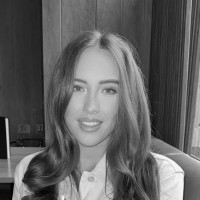 MRM UK Employee Madeleine Sinnott's profile photo