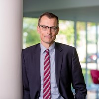 Ralf Kern Email
