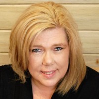 Noreen Stuart Email