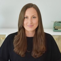 Lindsay Peterson Email & Phone Number