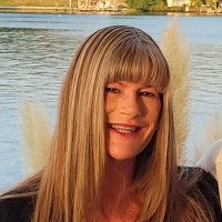 Giant Food Employee Kathy Devine's profile photo