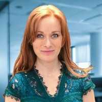 Esther van Den Bulcke Email