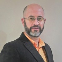José Iván Vega Suárez Email