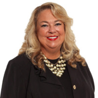 Skylight Financial Group Employee Lori Howe's profile photo