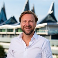 E-mail e número de telefone de Pieter Lathouwers