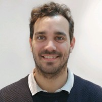 Daniel Vélez Email
