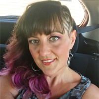 Ollie Quinn Employee Candace Santarossa's profile photo