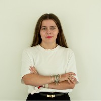 Exclusive Associates Employee Victoria Schaper's profile photo