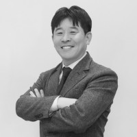 DEUS Employee Victor Lyou's profile photo