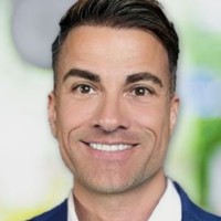 Email e telefono di Darius Barazandeh