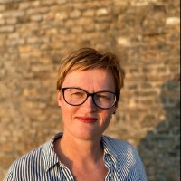 Ellen de Ruiter Email