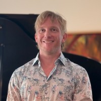 BravoTran Employee Jon Latané's profile photo