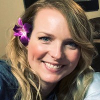 Beth McKnight Email & Phone Number