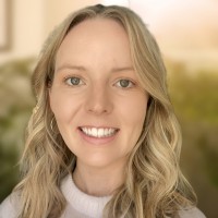 Amber Larson Email & Phone Number