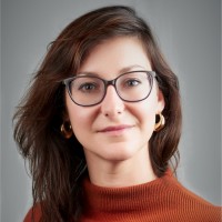 Yulia Perlis Email