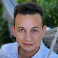 Eric Tavares Email