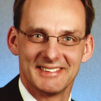 Torsten Dreier Email