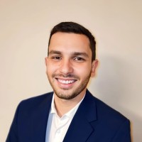 Lucas Laroz Email