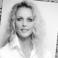 Annick Kervella Email