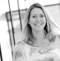 Susie Mills Email & Phone Number