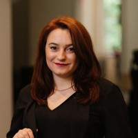 Laura Farmanian Email