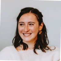 SatisFactory_Fr Employee Sandy Dolhem's profile photo