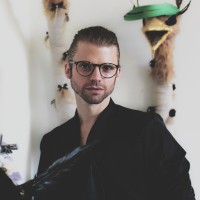 Adam Izen Email & Phone Number