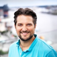 Christopher Lörken Email