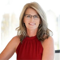 Julie Magnus Email & Phone Number