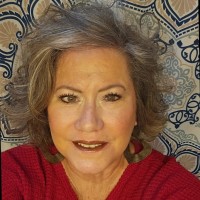 Leslie O'Leary Email & Phone Number