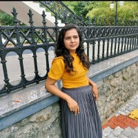 Kavi Priya.r Email