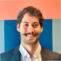 Victor Gomes Email & Phone Number