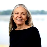 designCraft Advertising Employee Yvette Jones's profile photo