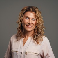 Kerry Newland Email & Phone Number