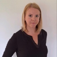 Andrea Holz Email