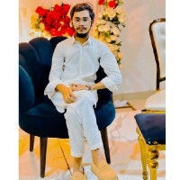 Weaverex Employee Khuzaima Shoukat's profile photo