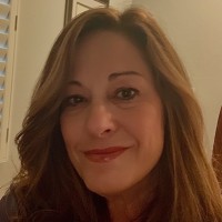 Dania Beleiro-Davis Email