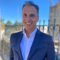 Milton Pereira Email