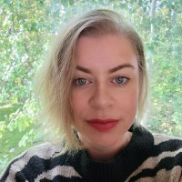 Johanna Deblén Email