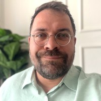 Esteban Oyarzabal Email & Phone Number