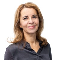 Cosmos UK Employee Lesley Taylor's profile photo