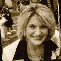Leeann Smith Email & Phone Number