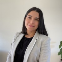 Daniela Salas Email