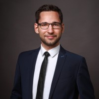 Maximilian Kulenkampff Email